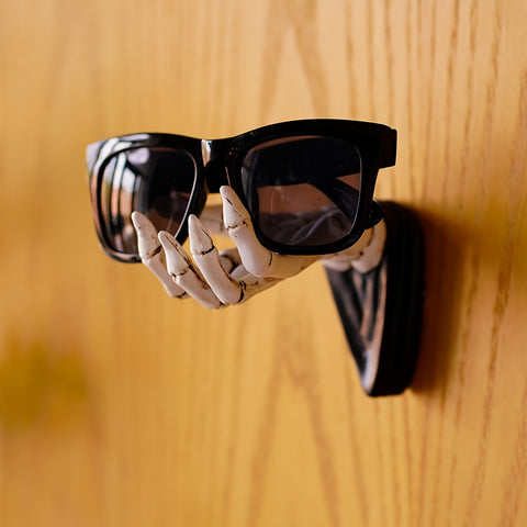 Gothic Skull Wall Hook Gothic Skull Hand Wall Hook - Durable 3D Skeleton Claw Design, Black and White Home Decor | Easy Install, Wall-Mounted Storage Box for Entryway or Living Room, Unique Skull Wall Decor
